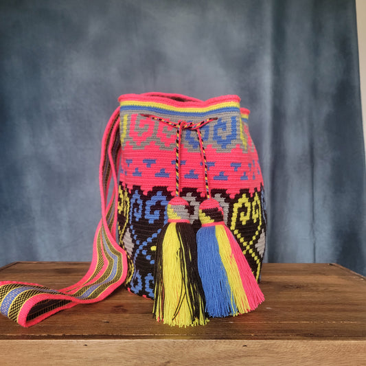 ANA WAYUU BAG, Wayuu bags, Mochila wayuu, Crochet bag, Handmade bag, wayuu crossbody bag, hippie style, ethnic bag, Colombia bags