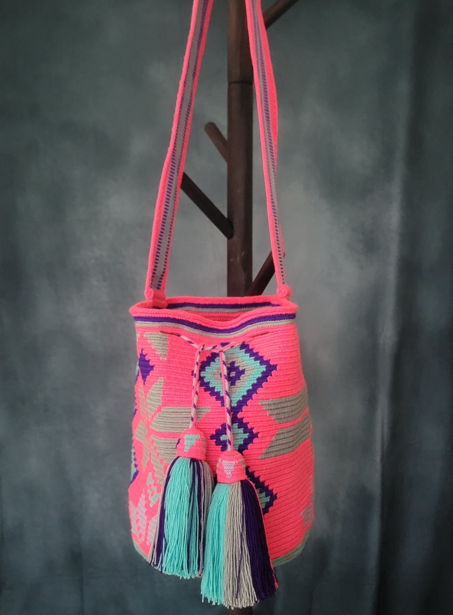 DAMARIS WAYUU BAG, Wayuu bags, Mochila wayuu, Crochet bag, Handmade bag, wayuu crossbody bag, hippie style, ethnic bag, Colombia bags