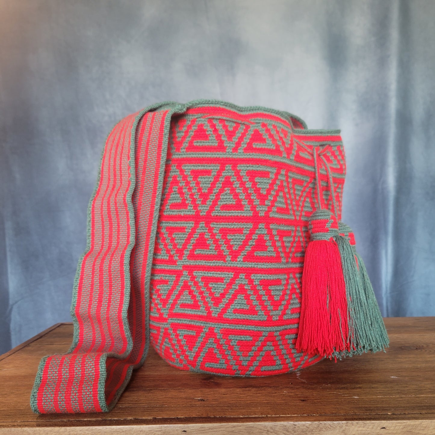 LAURA WAYUU BAG, Wayuu bags, Mochila wayuu, Crochet bag, Handmade bag, wayuu crossbody bag, hippie style, ethnic bag, Colombia bags