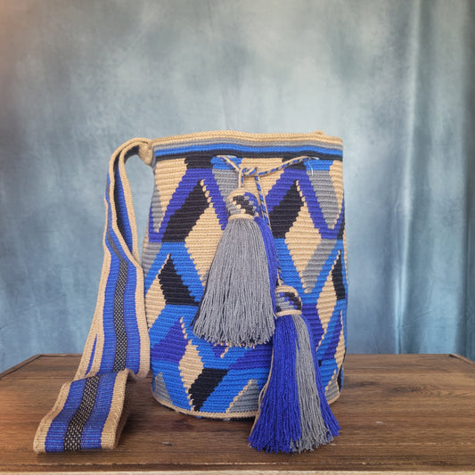 NATALIE WAYUU BAG, Wayuu bags, Mochila wayuu, Crochet bag, Handmade bag, wayuu crossbody bag, hippie style, ethnic bag, Colombia bags