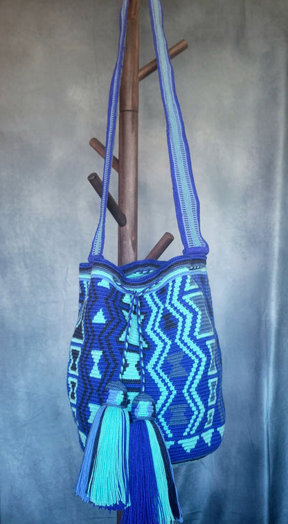 BARBARA WAYUU BAG, Wayuu bags, Mochila wayuu, Crochet bag, Handmade bag, wayuu crossbody bag, hippie style, ethnic bag, Colombia bags