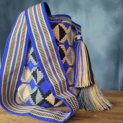 CAMILA WAYUU BAG, Wayuu bags, Mochila wayuu, Crochet bag, Handmade bag, wayuu crossbody bag, hippie style, ethnic bag, Colombia bags