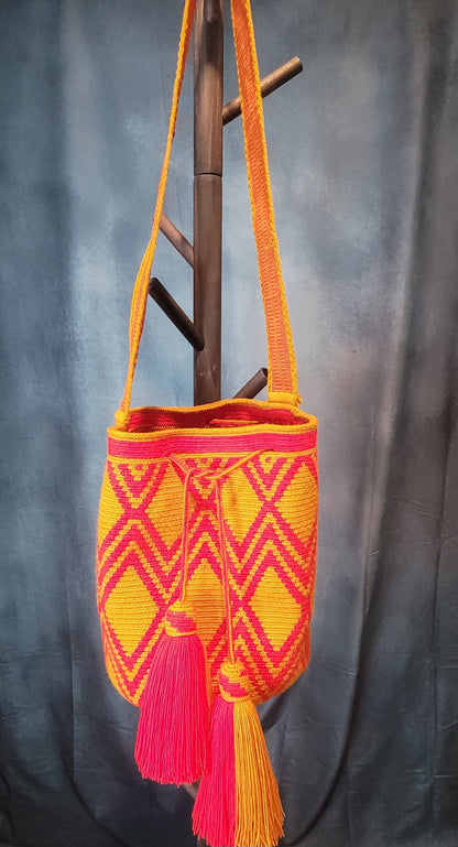 MARISOL WAYUU BAG, Wayuu bags, Mochila wayuu, Crochet bag, Handmade bag, wayuu crossbody bag, hippie style, ethnic bag, Colombia bags