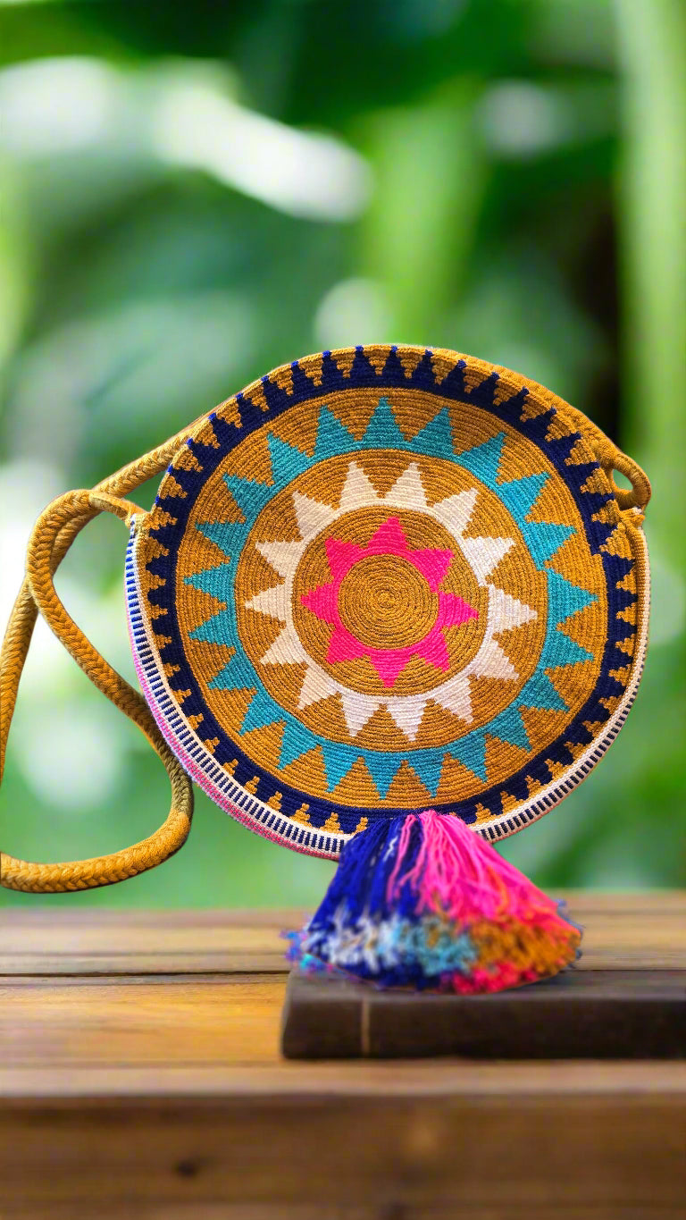 DANIELA WAYUU handbag,Traditional Best-Selling WAYUU Bag, Original Crochet Crossbody, Handmade handbag, Ethical Purse, Mochila Wayuu, boho handbag, hippie crossbody bag, tassel handbag, boho round purse