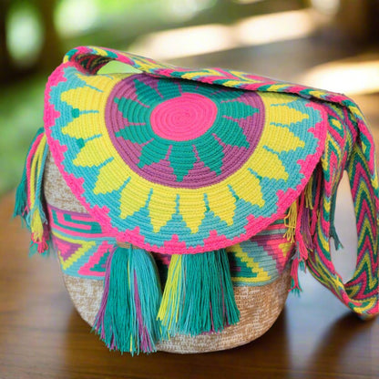 KATIRIA WAYUU BAG, Traditional Best-Selling WAYUU Bag, Original Crochet Crossbody, Handmade Colombian Bucket Bag, Mochila Wayuu, boho handbag, hippie, handbag, multi-color handbag