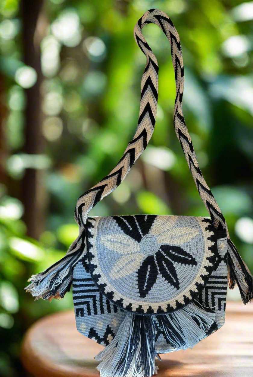 SOLIMAR WAYUU BAG, Traditional Best-Selling WAYUU Bag, Original Crochet Crossbody, Handmade Colombian Bucket Bag, Mochila Wayuu, boho handbag, hippie handbag