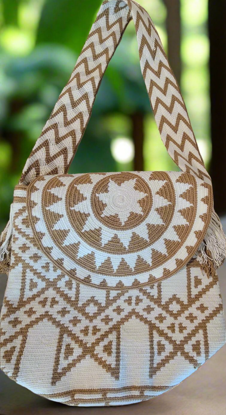 CELINA WAYUU HANDBAG,Traditional Best-Selling WAYUU Bag, Original Crochet Crossbody, Handmade Colombian Bucket Bag, Mochila Wayuu, boho handbag, hippie, handbag, white and beige color handbag